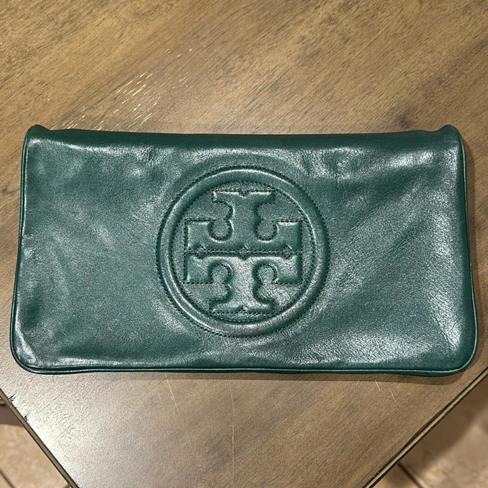 Tory Burch Bombe Reva Leather Clutch